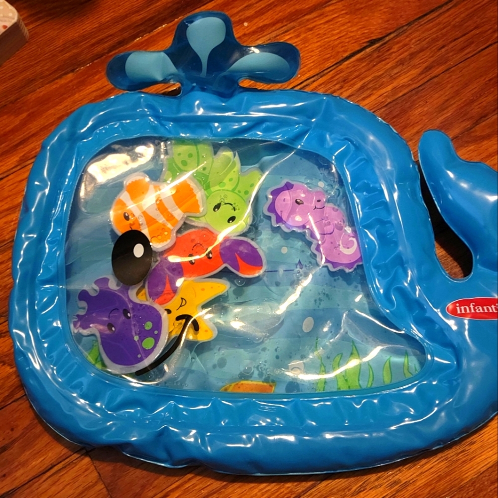 Infantino Pat and Play Water Mat